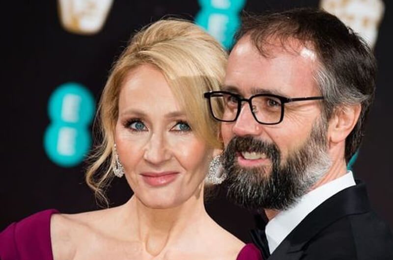 J.K. Rowling dengan suaminya, Neil Murray